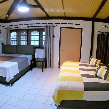 Sabandy House B&B Padang Mat Sirat Eksteriør billede