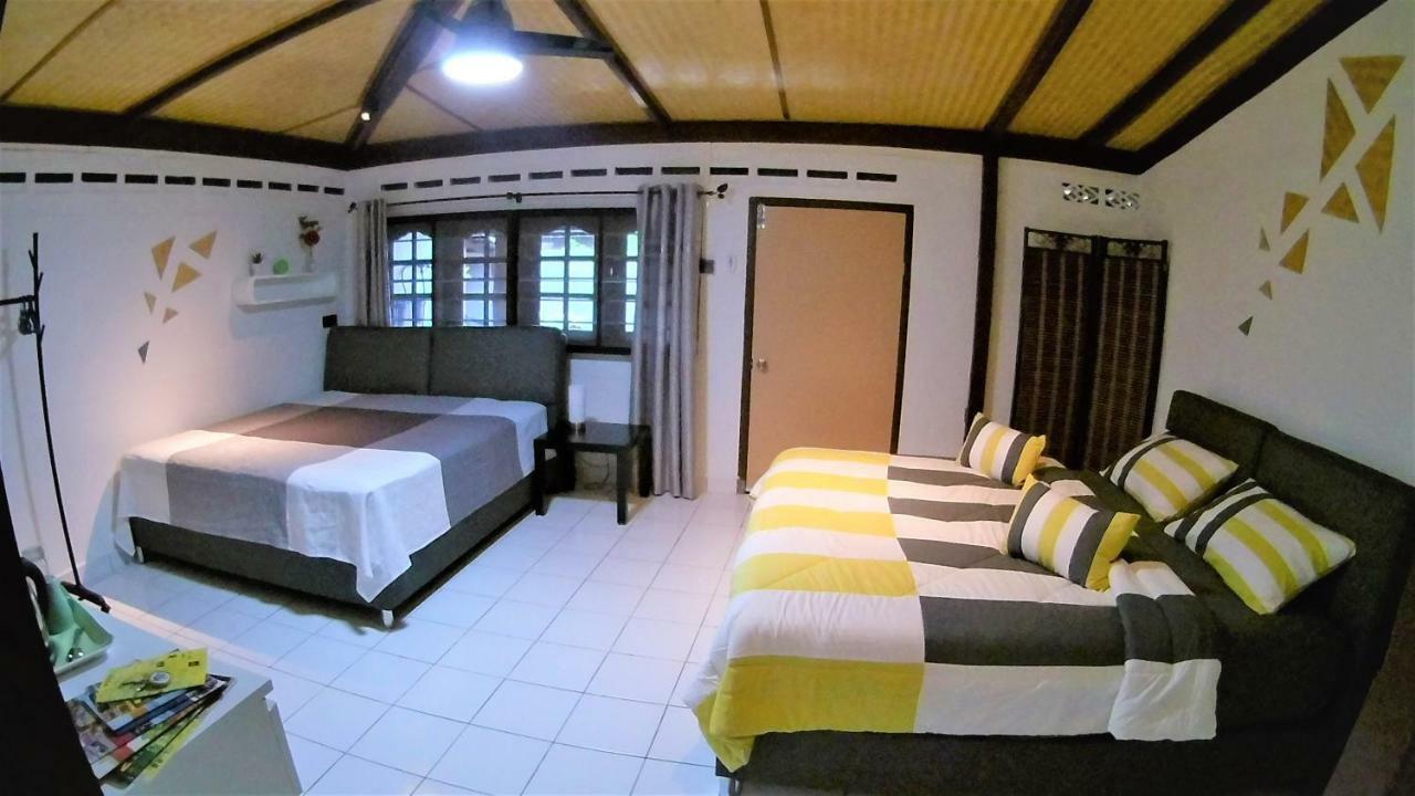 Sabandy House B&B Padang Mat Sirat Eksteriør billede